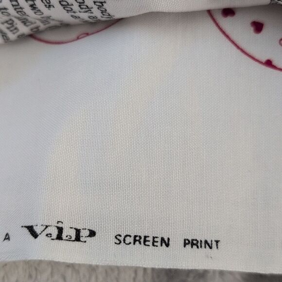 Vintage red & white heart print cat mouse fabric sewing pattern - Picture 7 of 10